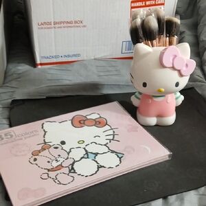 Hello Kitty Makeup Brush Holder W/brushes and 35 Shade Eyeshadow Palette Set New